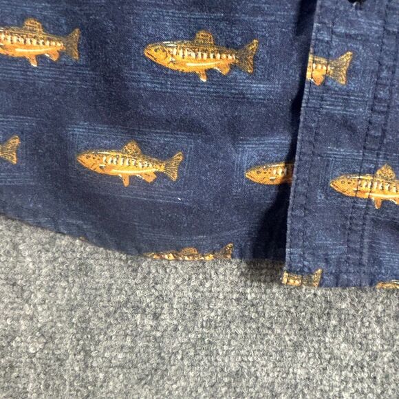 WOOLRICH EST 1830 The Original Outdoor Clothing Company Fish Button-Down Shirt L - Picture 8 of 16